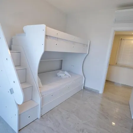 Villa With The Pool And Sea View, As You Can Have A Pleasant Time On Your Balcony Bogazici